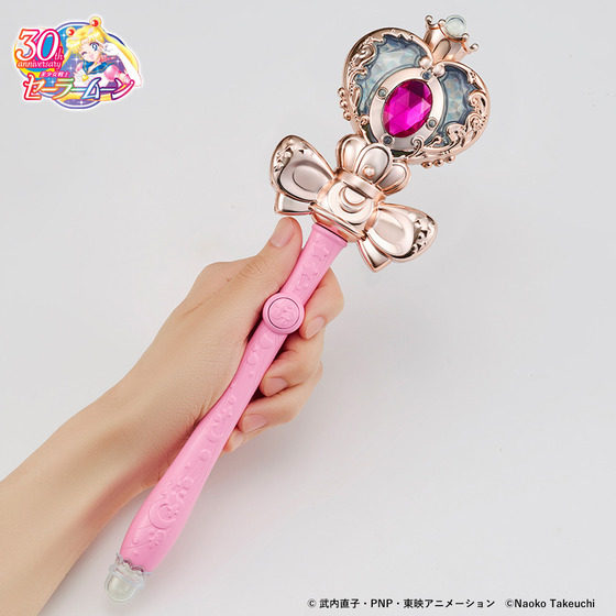 Sailor Moon Cosmic Heart Spira - огляд і ціна Sailor Moon Wand