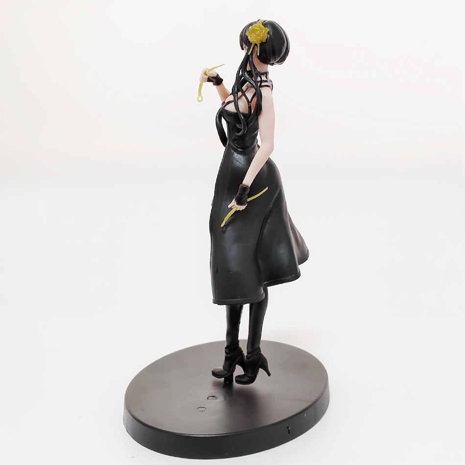 Anime Figures SPY X FAMILY 16c - огляд і ціна Anime Cosplay Yor Forger